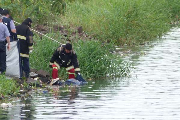 Localizan cuerpo de hombre desaparecido en arroyo de San Lucas, Michoacán  