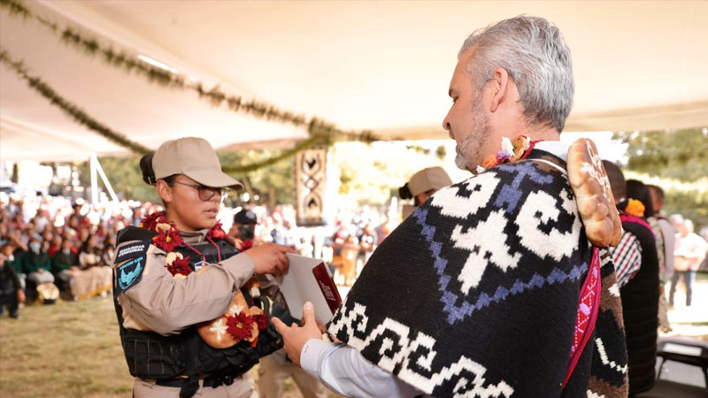 Avanza certificación de kuarichas y rondas comunitarias en Michoacán: Bedolla 