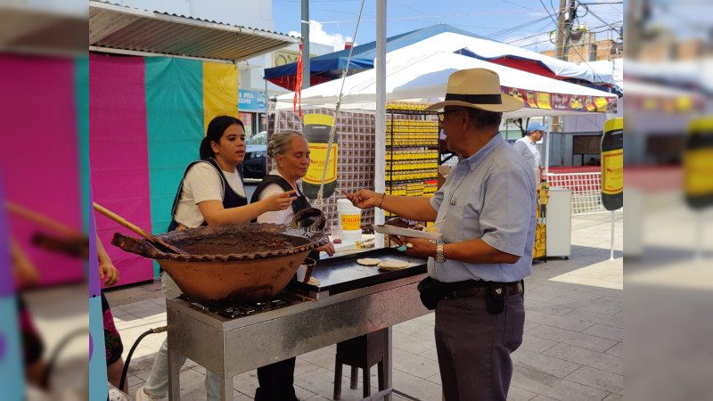 Arranca edición 2023 de la Feria del Mole en la Tenencia de Santa María de Guido