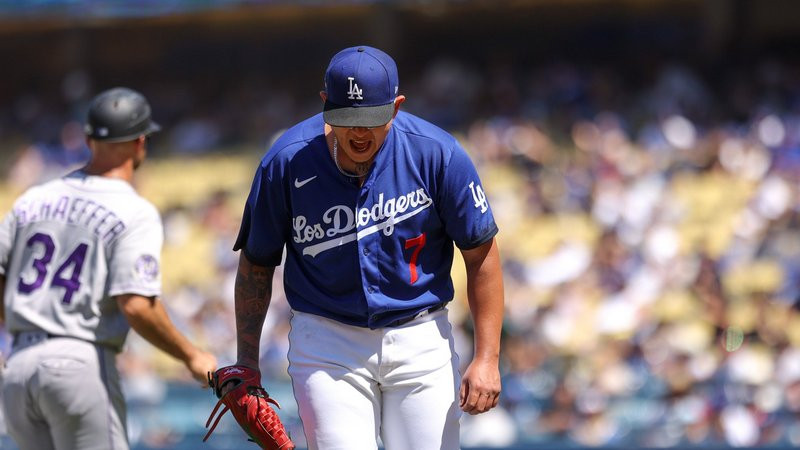 El mexicano Julio Urías luce en la loma con doce chocolates en la victoria de los Dodgers 