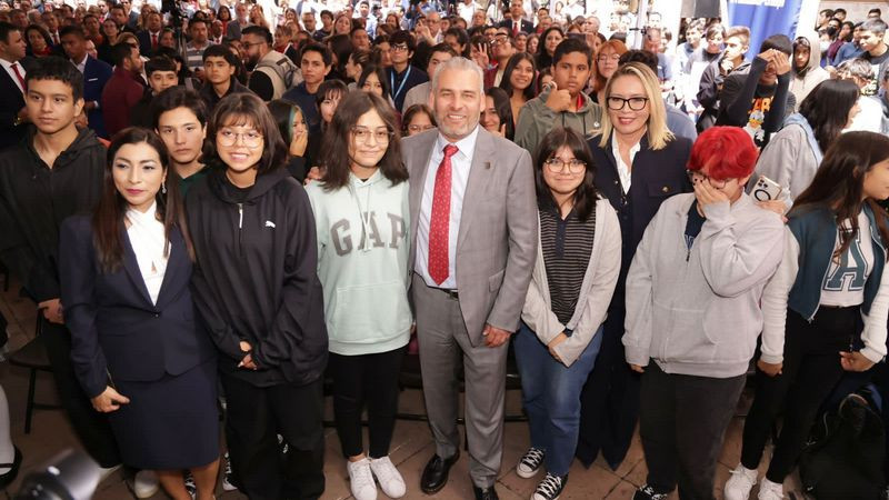 Inaugura Bedolla inicio de ciclo escolar 2023-2024 de la UMSNH