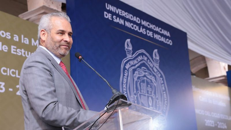 Inaugura Bedolla inicio de ciclo escolar 2023-2024 de la UMSNH