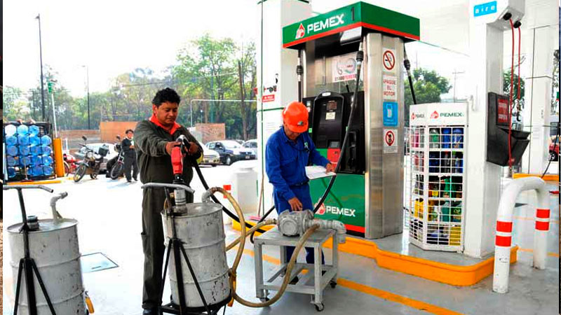 Profeco atendió 365 denuncias contra gasolineras; una estación en Querétaro se negó a ser verificada 