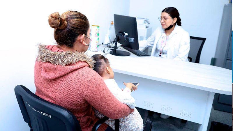 Abre SSM clínica para tratamiento de malformación de columna en menores 