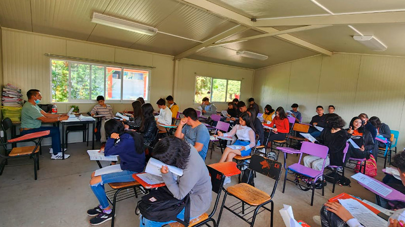 Cecytem inicia curso de inducción con estudiantes de nuevo ingreso