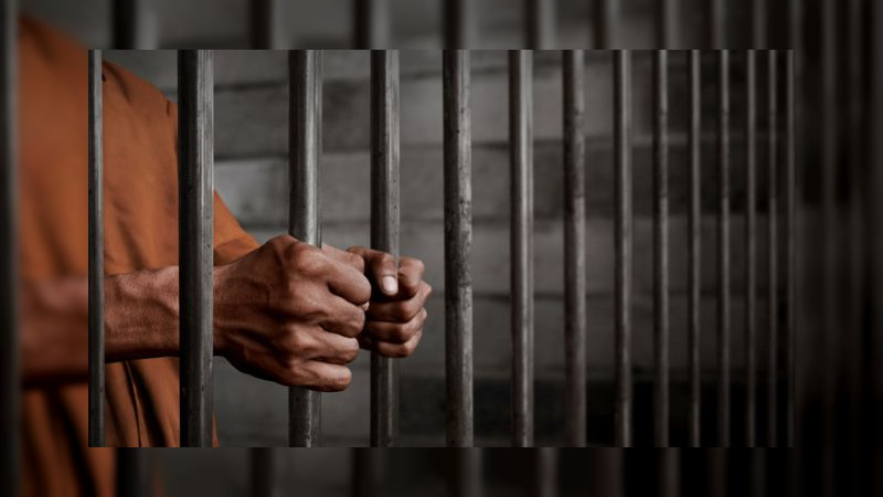 Sentencian a prisión a 8 detenidos en Jalisco con 13 kilos de cocaína y metanfetamina 