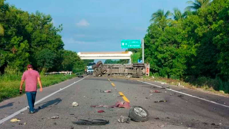 Otro más: accidente en la Autopista Siglo XX deja dos personas sin vida