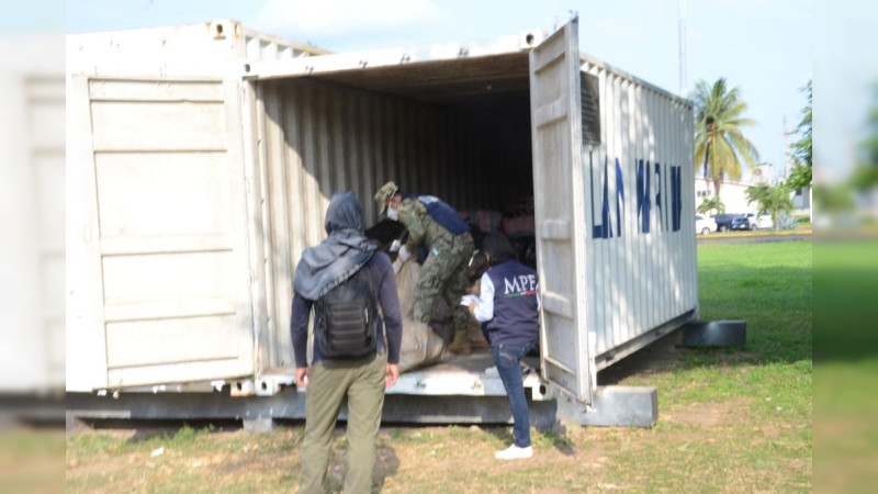 Intercepta Marina más de mil 600 paquetes de cocaína en costas de Michoacán 