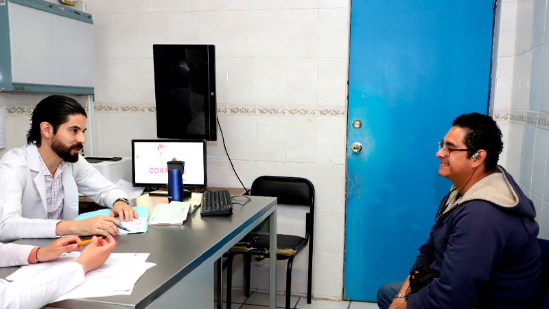 Garantizada la atención médica para 3.2 millones de michoacanos sin seguridad social: SSM 