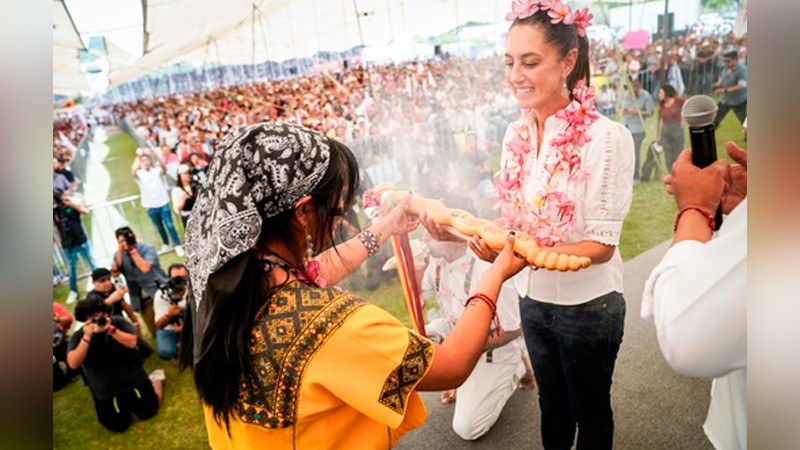 “Luchamos por derechos, por bienestar, por democracia y por dignidad”: Sheinbaum 