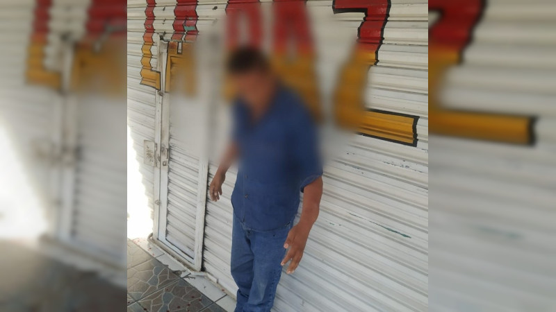Intentan linchar a supuesto ladrón en el mercado Cuauhtémoc de Lázaro Cárdenas 