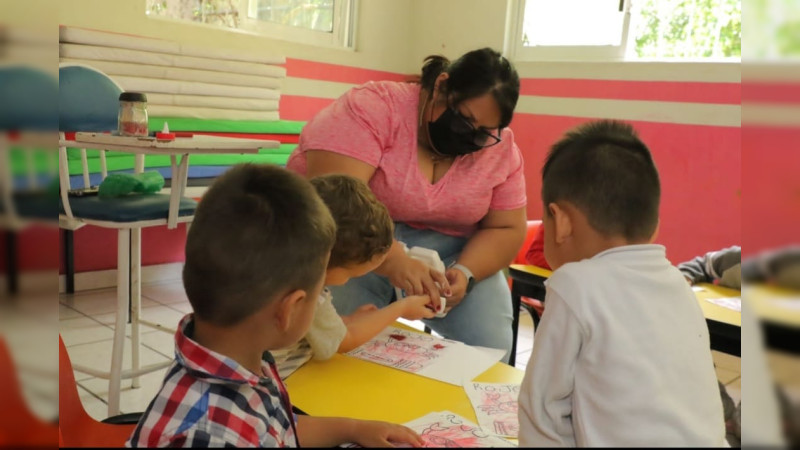 Estancias infantiles Nidos del DIF atienden desde la etapa de lactante