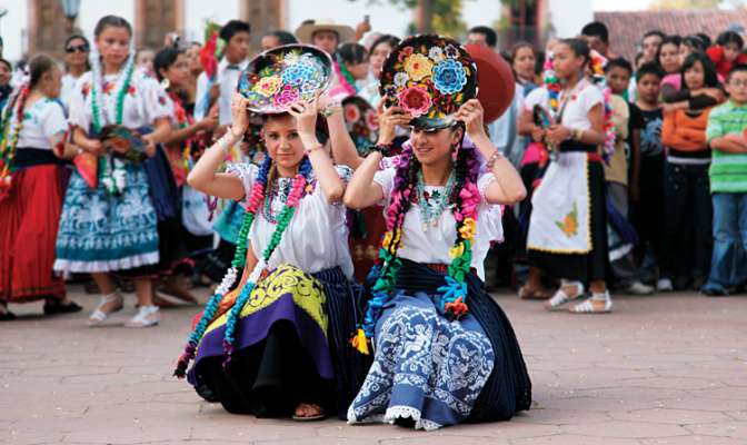 “Purépecha, Festival Cultural. Nuevas formas de expresión”  