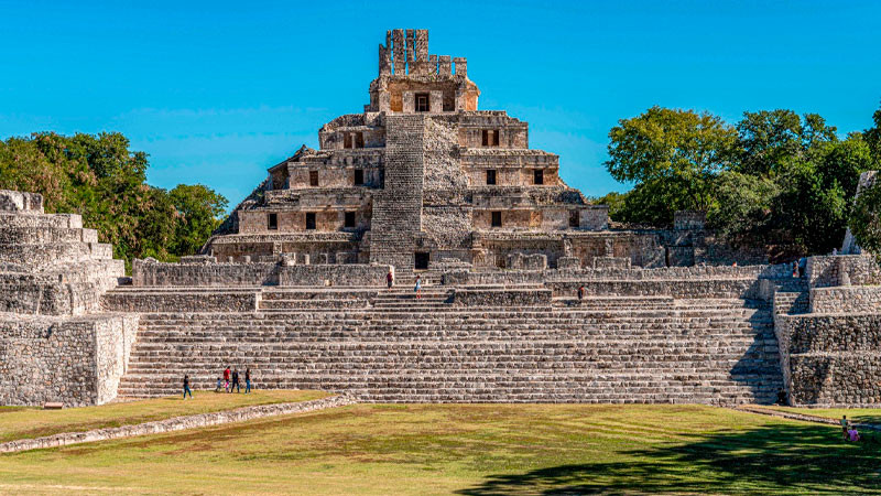 INAH interviene Edzná y Xcalumkín, en Campeche; avanzan tareas de investigación 