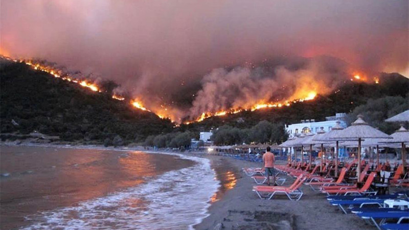 Reciente oleada de incendios en Grecia ha resultado en la pérdida de 20 vidas 
