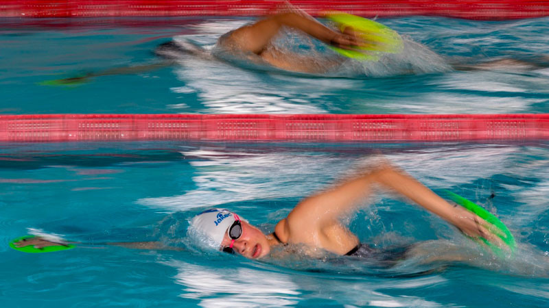 Luego de ganar medallas en Bogotá 2023, nadadores especiales apuntan a Juegos Parapanamericanos 