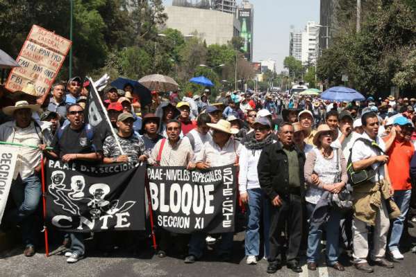 Oaxaca y Guerrero inician cese de mil 255 profesores faltistas; descuentos a más de 40 mil en  Michoacán y Chiapas 