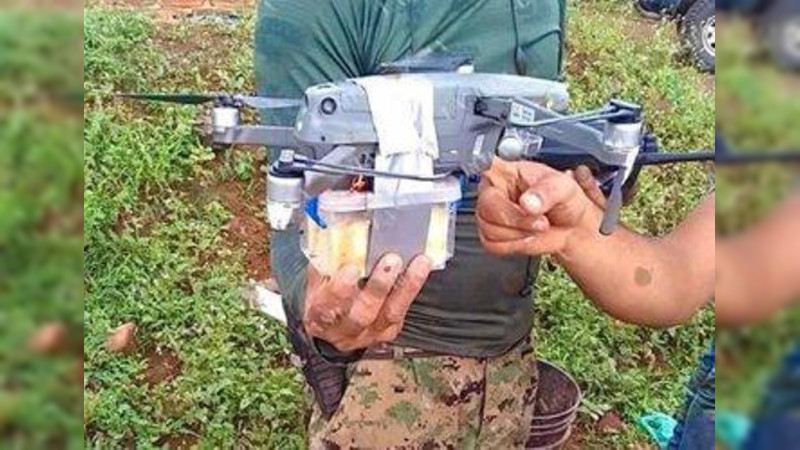 Tras dos años de entrenamiento, se estrena en México grupo del crimen organizado especializado en drones con explosivos 