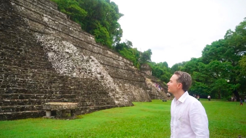 Propone Velasco crear "Marca México", para promover el turismo 