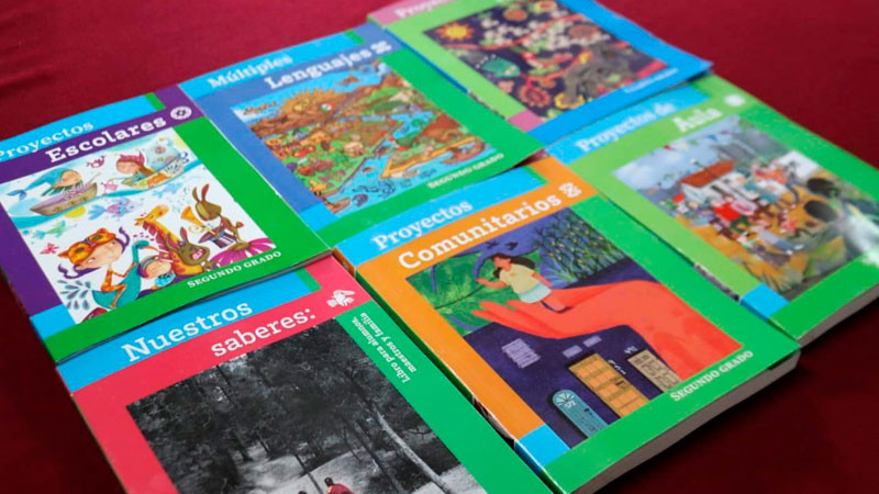 La NEM da autonomía al magisterio para utilizar libros de texto 