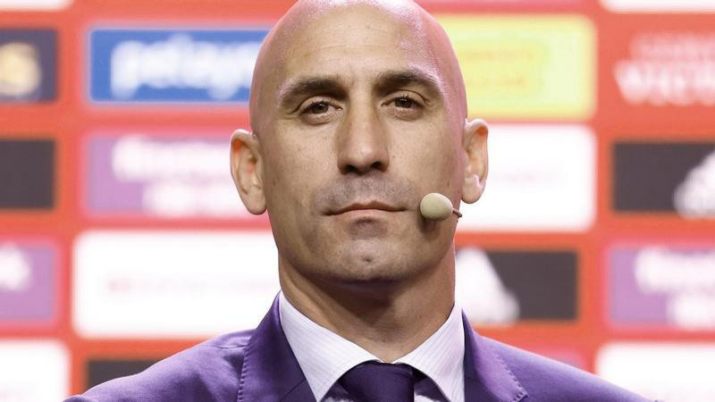 Luis Rubiales renunciará este viernes a la presidencia de Federación Española de Futbol 