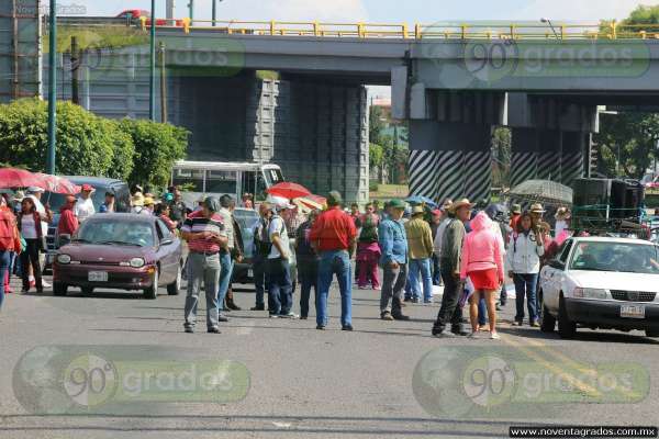 Maestros de la CNTE realizan mega marcha en Morelia - Foto 2 