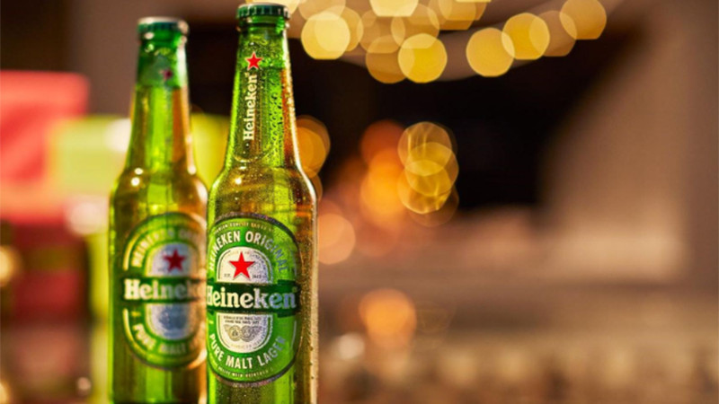 Heineken se retira de Rusia, tras completar la venta de su negocio de cervezas 