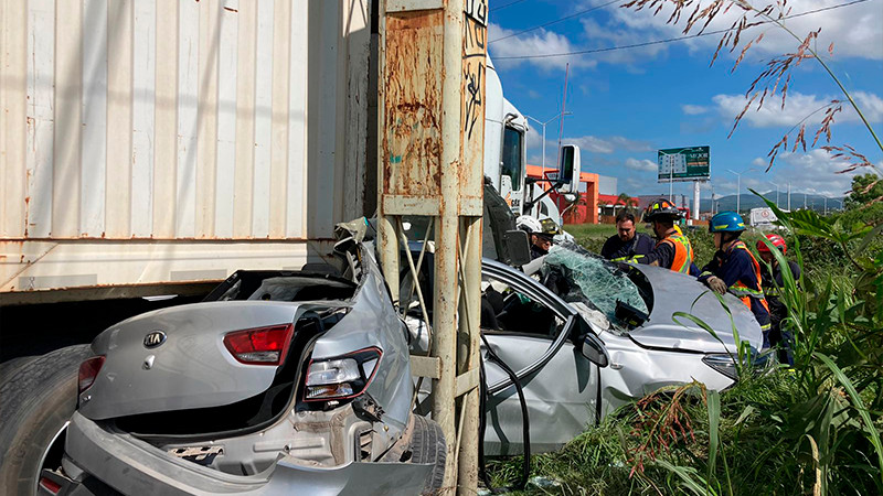 Conductora sobrevive a fuerte accidente en el libramiento norponiente ...