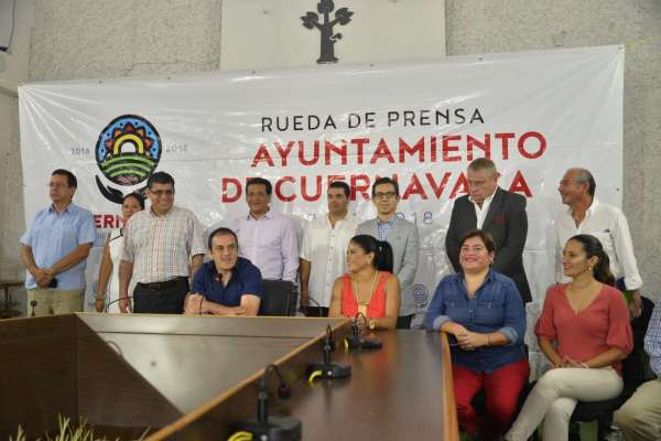 Niega Cuauhtémoc Blanco haber firmado contrato millonario con el PSD - Foto 1 