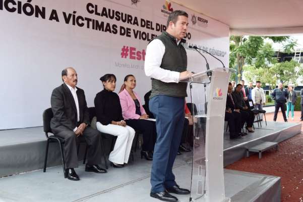 Concluyen policías michoacanos diplomado "Atención a Víctimas de Violencia Familiar y de Género" - Foto 4 