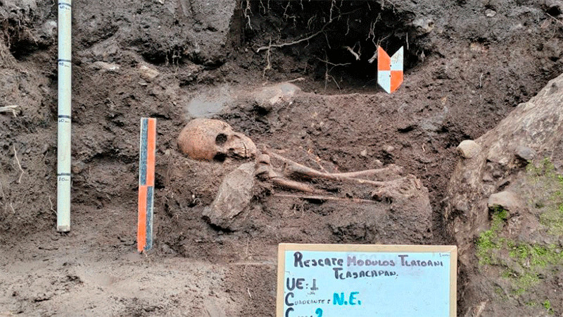 Localizan restos humanos en zona arqueológica de Morelos; habría vivido hace mil años 