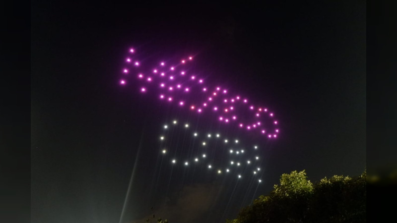 El cielo de Morelia se ilumina en apoyo a la 4T y respaldo a Claudia Sheinbaum