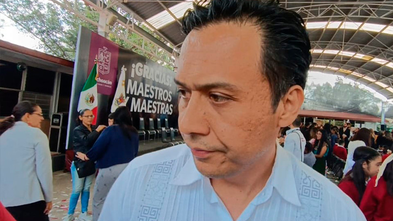 Estados que no entreguen libros de texto, tendrán que asumir consecuencias: Marx Arriaga Navarro 