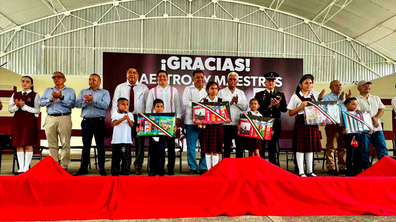 Regresan a clases más de 22 mil estudiantes en Apatzingán 