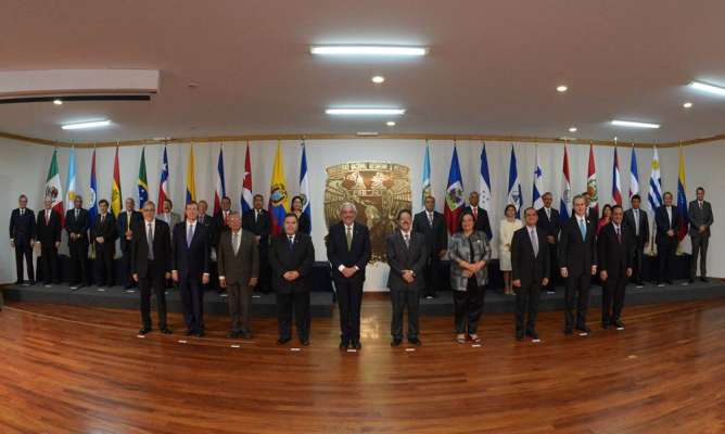 Indispensable, preparar jóvenes universitarios con visión internacional: Enrique Graue 