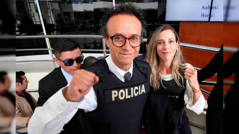 Christian Zurita, candidato presidencial que sustituyó a Fernando Villavicencio, huye de país por seguridad  