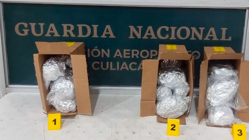 Localizan cajas con droga sintética empaquetada al alto vacío, en Sinaloa 