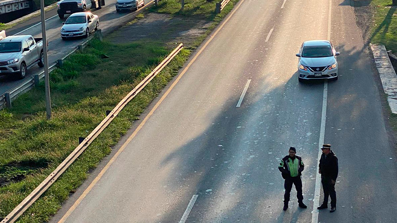Vehículo de la FGE Querétaro atropella y mata a una persona en la autopista federal 57  