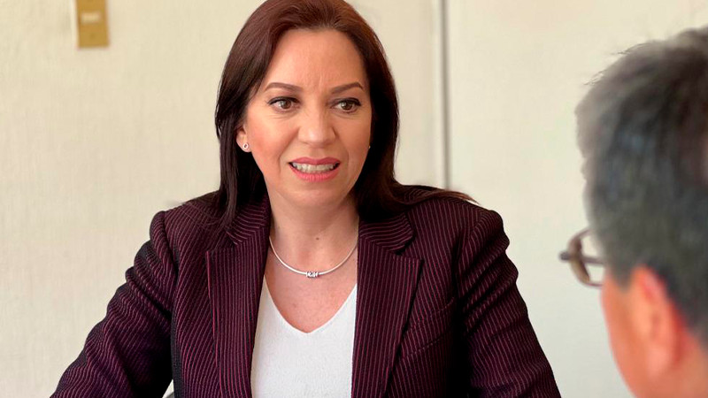 IEMSySEM cumplió en tiempo y forma con nombramiento de directora de Normal de Educadoras 