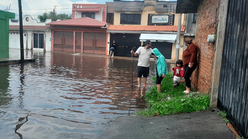 Reporta PC Municipal solo “encharcamientos mayores” tras lluvia en Morelia