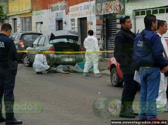 Muere hombre en calles de Morelia, habría sufrido un infarto - Foto 0 