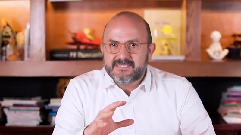 LTG no erotizan ni contienen doctrina comunista: rector de la UdG 
