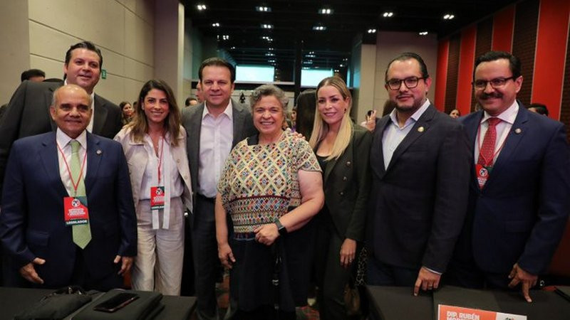 “No declino y esperaré resultados de la encuesta”: Beatriz Paredes tras dichos de Alito Moreno 