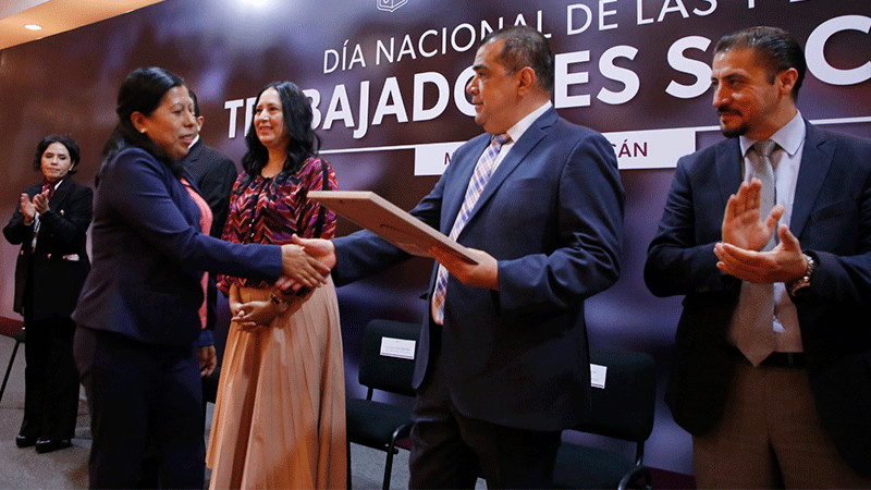 Reconoce SSM labor asistencial de trabajadores sociales 