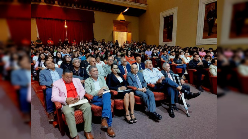 Egresadas y egresados, una fuerza viva en la UMSNH