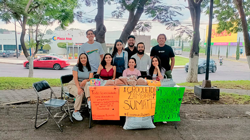 Ayuda a los activistas independientes con el Croquetón en Zamora, Michoacán  