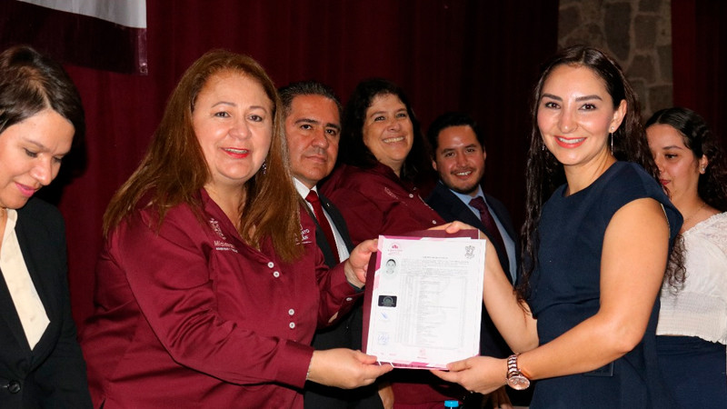 Egresa del Telebachillerato Michoacán quinta generación de educación mixta 