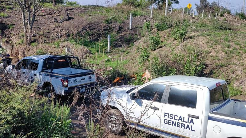 Localizan cadáver de una mujer con signos de violencia sobre una brecha en Pátzcuaro 