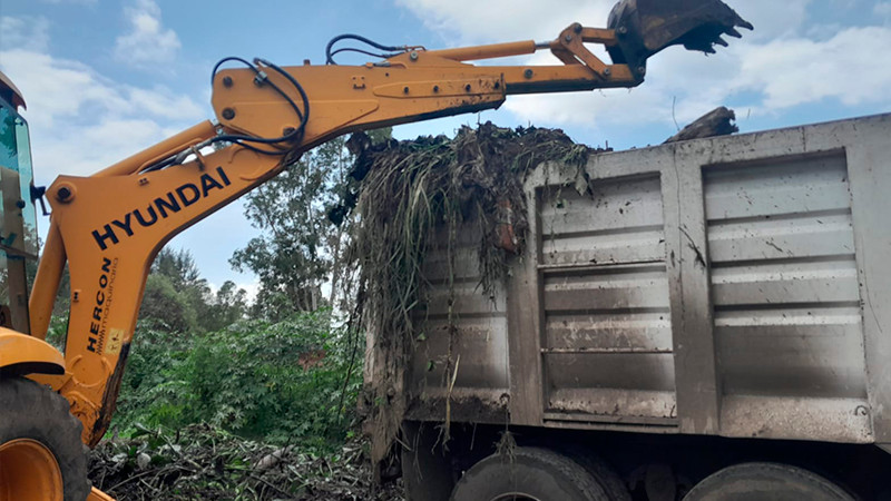 Retira Gobierno Municipal 30 toneladas de basura en dren Barajas