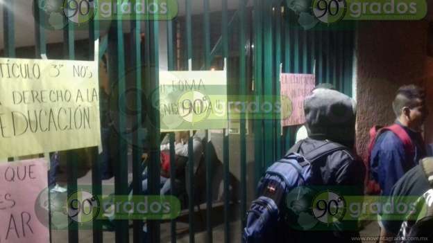 Esta madrugada fueron tomadas las instalaciones de Ciudad Universitaria - Foto 0 